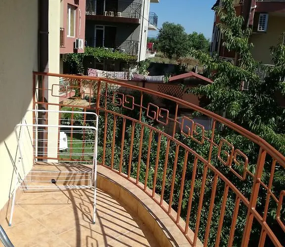 Radiana 3* 拉夫达